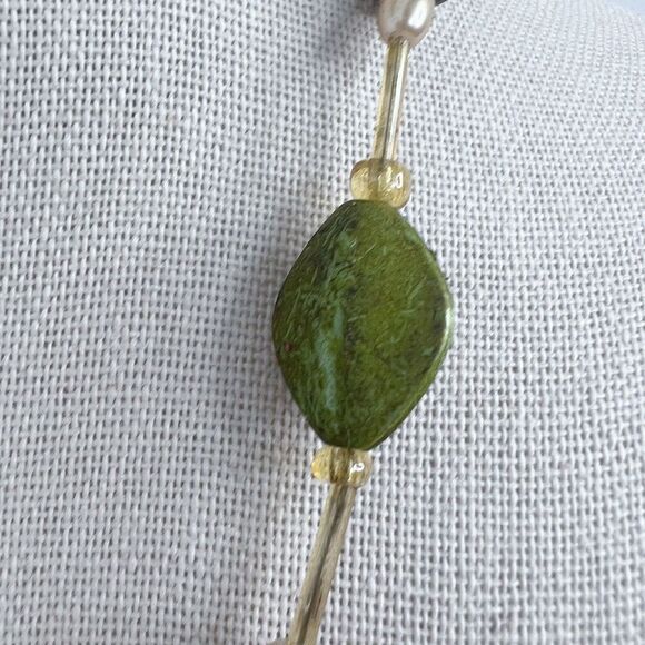 Green Beaded Silver Pendant Statement Necklace Boho - Picture 7 of 7